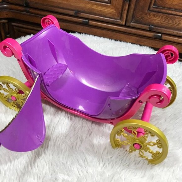 Barbie 2pc Collapsible Convertible Sparkle Hot Air Balloon and Carriage - Picture 11 of 16